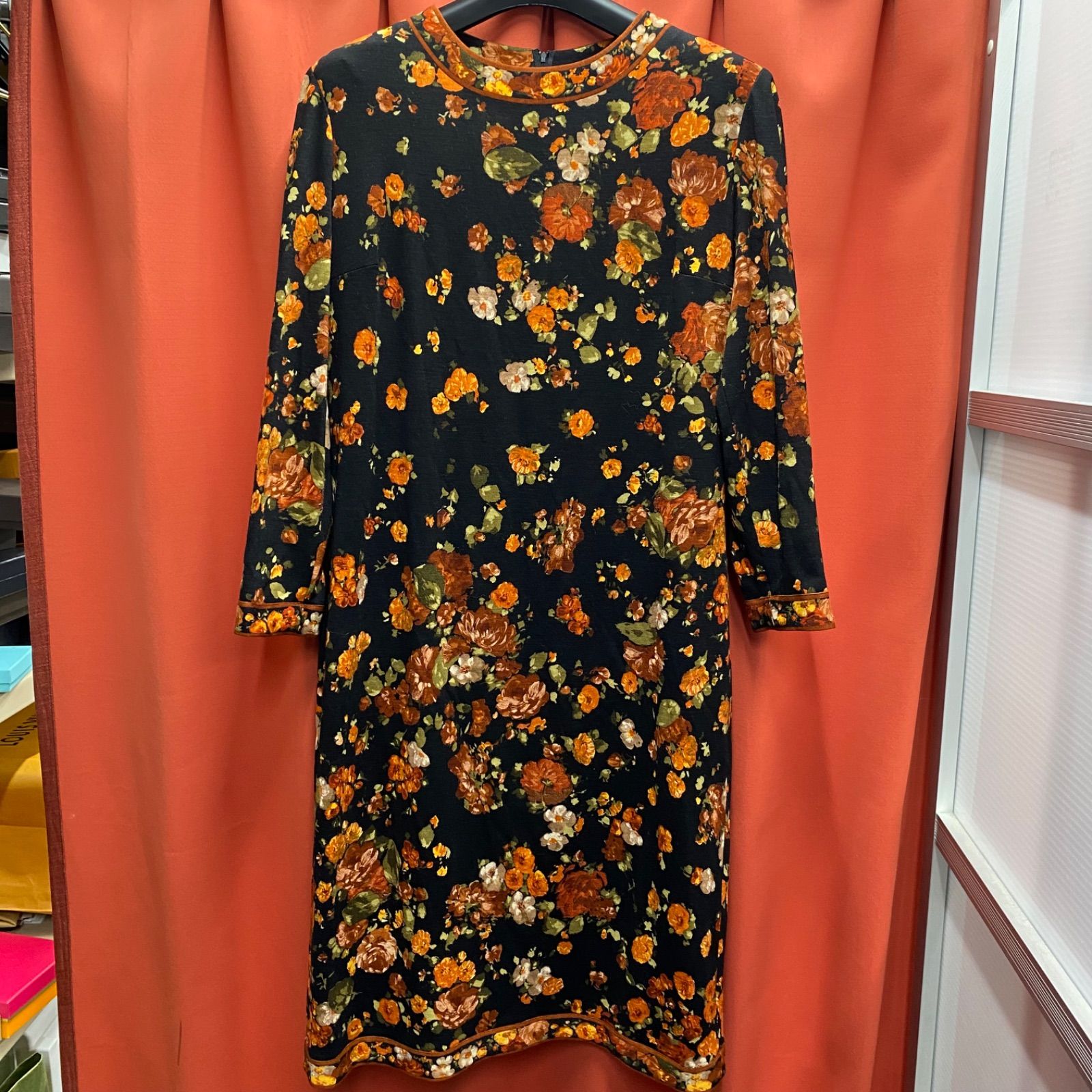 【未使用】LEONARD レオナール ワンピース 花柄 長袖 L LEONARD レオナール ワンピース 長袖 花柄 総柄 レディース 44 サイズ