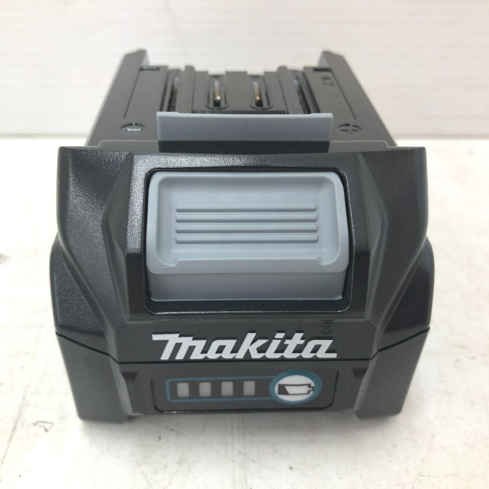 makita マキタ 40 Vmax 2.5 Ah Li-ionバッテリ 残量表示付 雪マーク付 BL 4025 A-69923 ♥品
