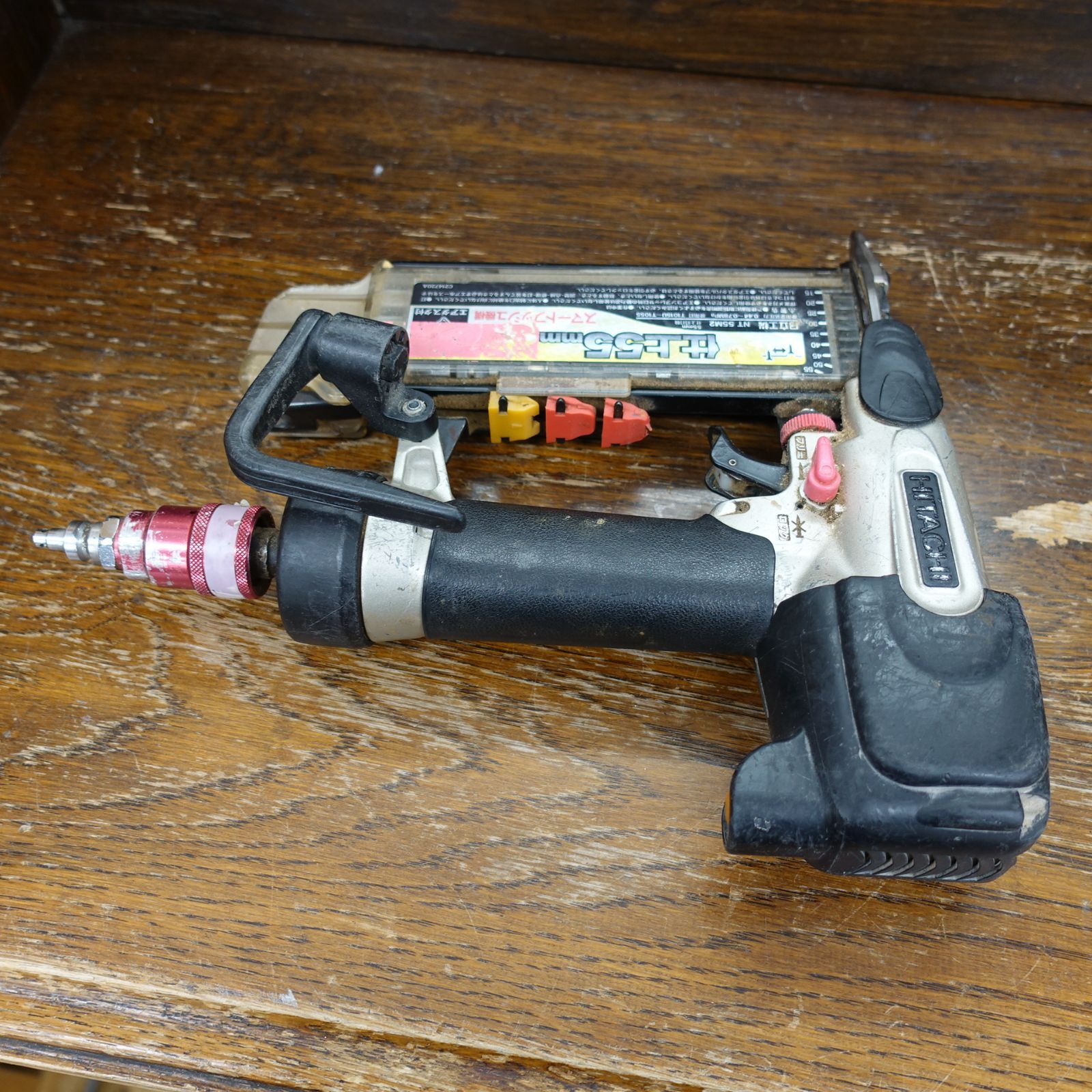 HITACHI 日立 仕上釘打機 NT55M2 高圧仕様 エキスパート藤沢辻堂店 