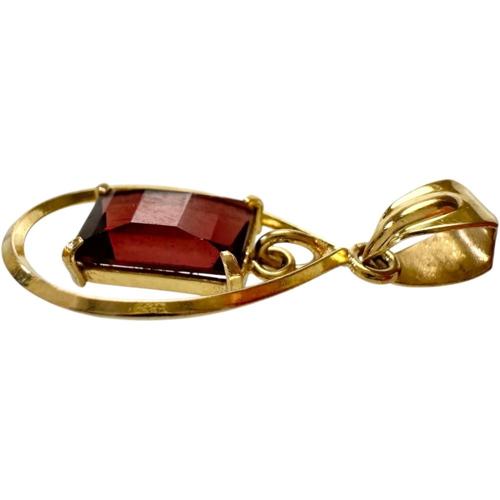 オレンジ石 ペンダントトップ K18ゴールド 18金 0.8g レディース