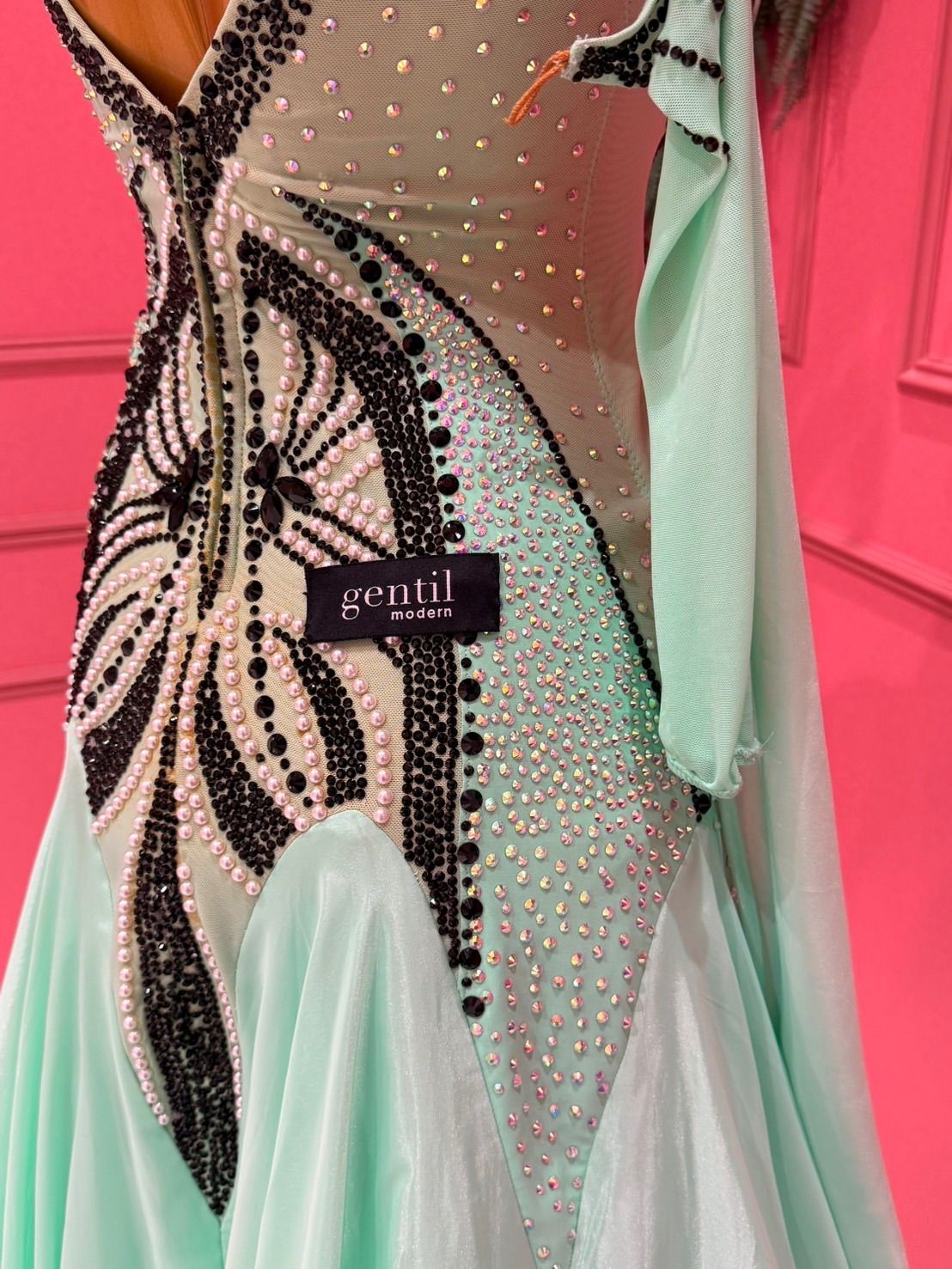 社交ダンス gentil ジャンティ ライトグリーン サイズM スタンダード