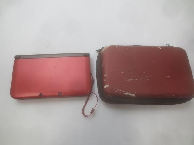 ゲーム ニンテンドー3 DS 本体 SPR 001 レッド ブラック 動作品 ケース付き 品