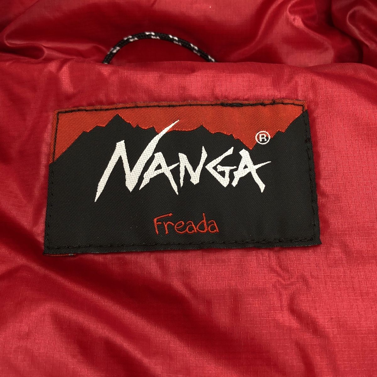 NANGA ナンガ 25W Freada別注 ダウンジャケット レッド F - メルカリ