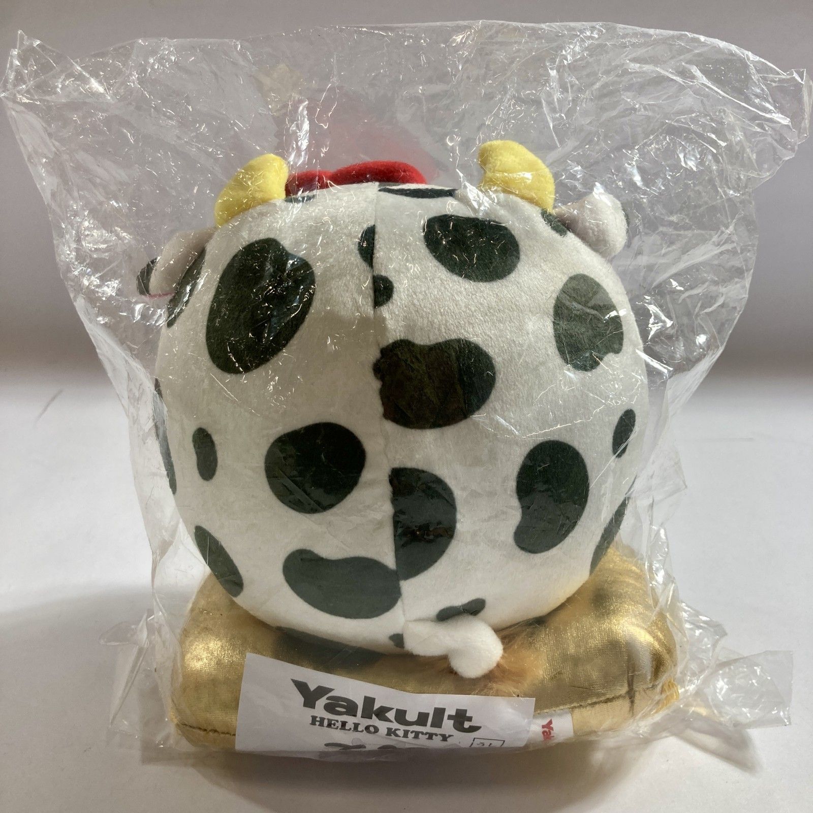  Hello Kitty ハローキティ 干支 ぬいぐるみ 4点 まとめ商品 2020-2025年 子 丑 寅 辰 ヤクルト ぬいぐるみ本体 ぬいぐるみ