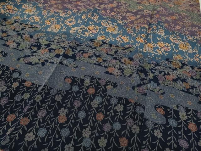 はな♡プロフご一読を ◆685と610の2点◆未使用◆正絹袷色無地　紋縮緬 a16【特価】美品 抽象模様織り出し 一つ紋 正絹 色無地 裄 65.5 - メルカリ