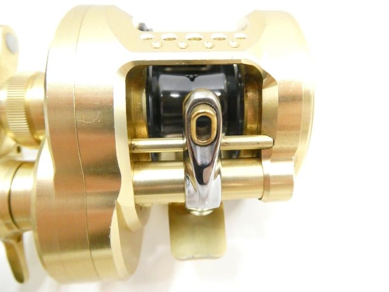 シマノ 21カルカッタコンクエスト 100 HG 03-