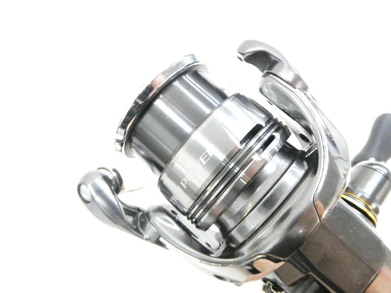  シマノ 24ツインパワー C 2000 S 03- スピニングリール リール