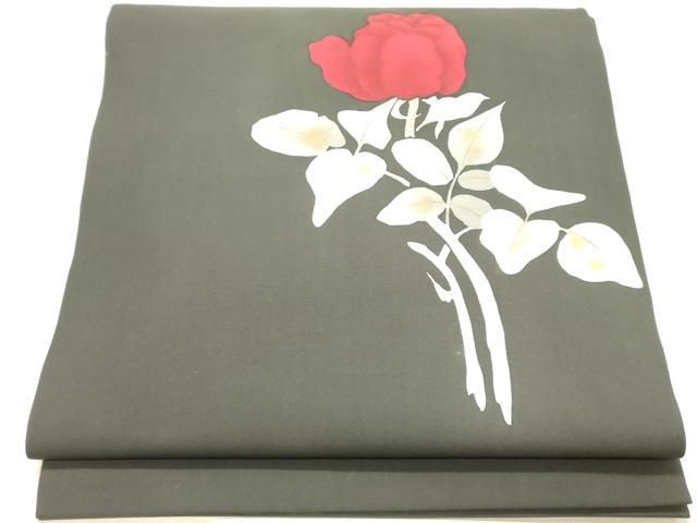 平和屋着物◎塩瀬 九寸開き名古屋帯 手描き 薔薇 バラ 黒地 金彩 正絹 逸品 DABB9051ya - メルカリ 赤の薔薇と白の薔薇の帯　バラの花束の帯　手描き　花の名古屋帯