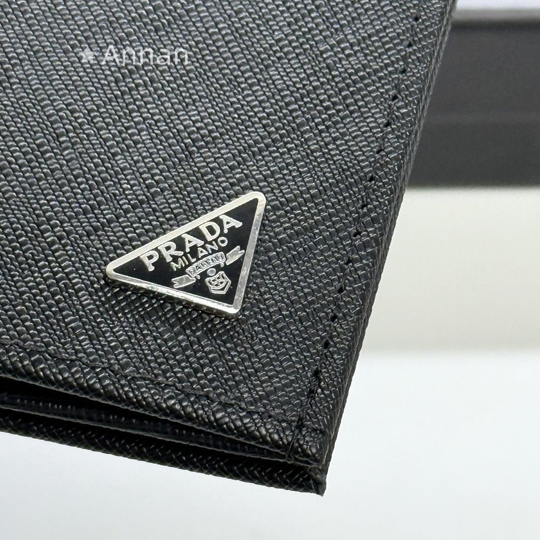 最終値下げ！ 期間限定☆ PRADA プラダ PRADA プラダ 長財布 メンズ