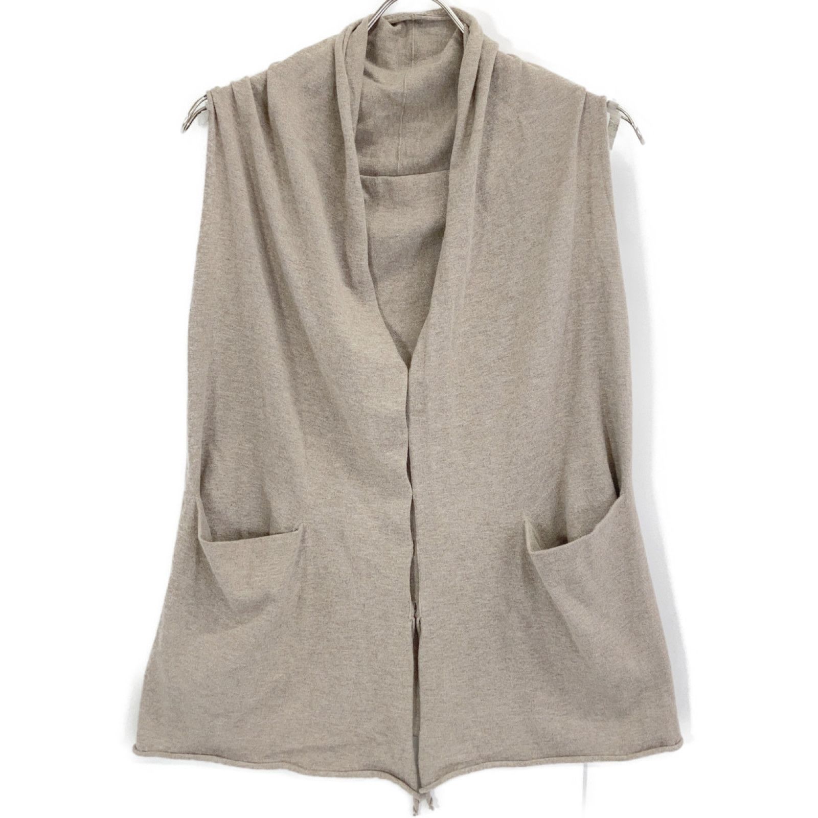 ヨーガンレールベスト　グレーベージュ JURGEN LEHL ヨーガンレール ﾍﾞｰｼﾞｭ ｺｯﾄﾝ×ｶｼﾐﾔ ｼﾞﾚ - メルカリ