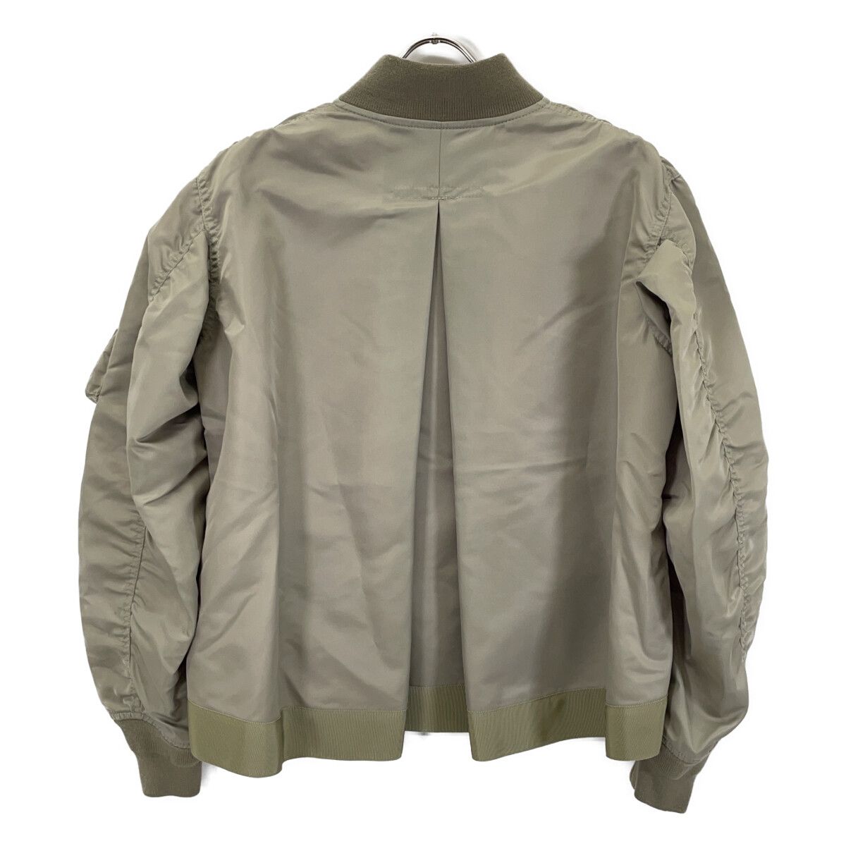 sacai サカイ SCW-065 ｶｰｷ ﾅｲﾛﾝ MA-1 1 - メルカリ