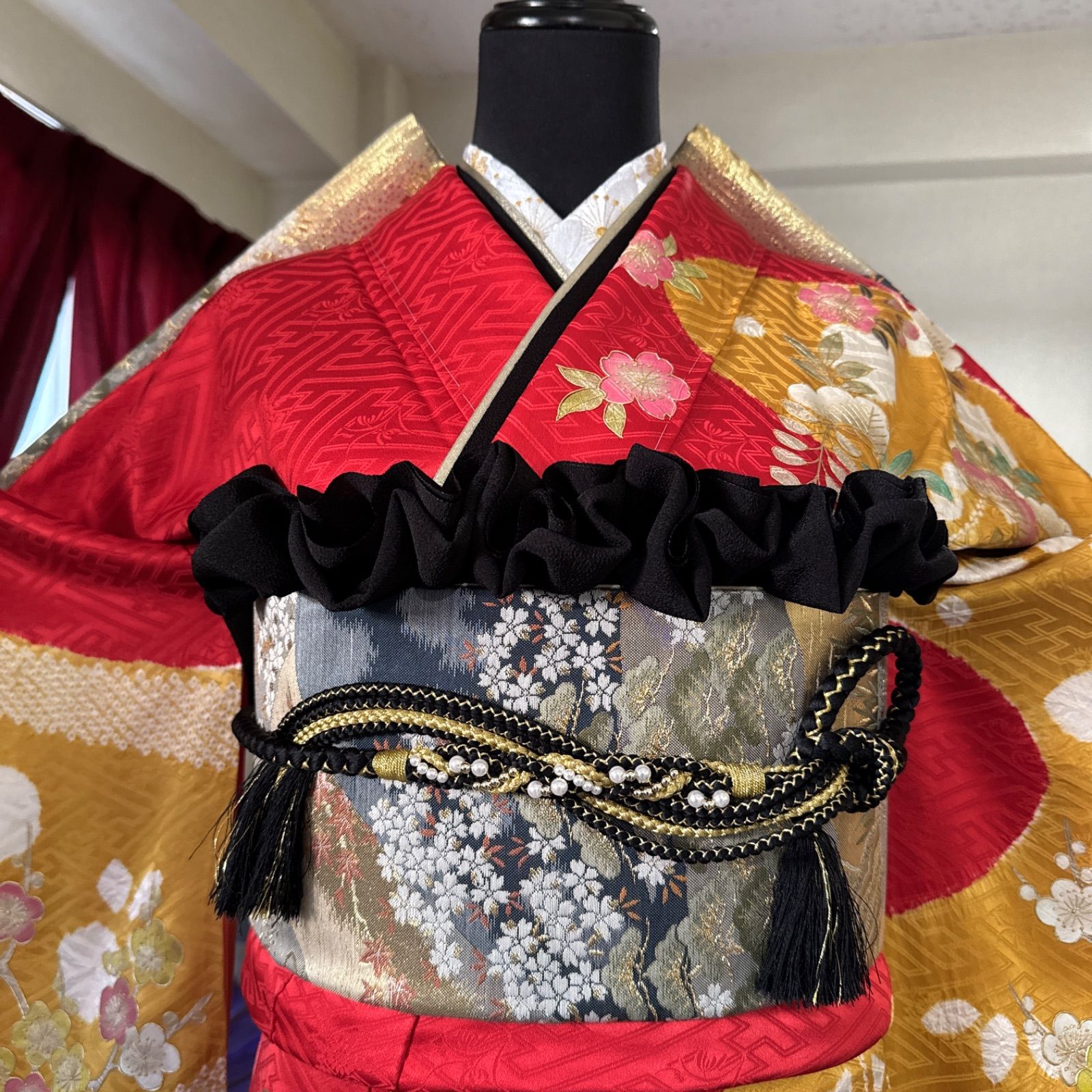 豪華振袖セット(4点)・袋帯・半衿・重ね衿・しつけ糸付・古典柄