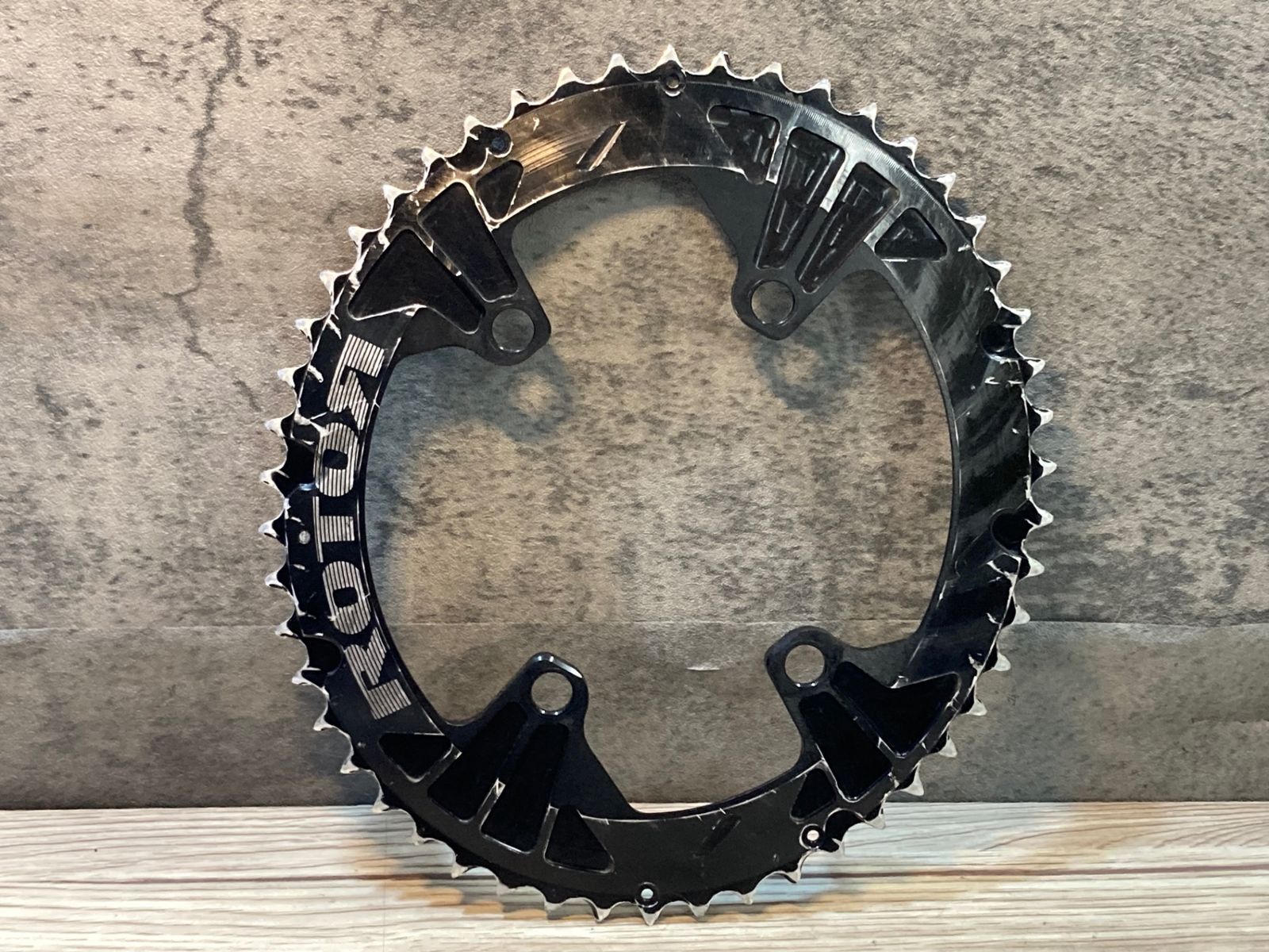 JR684 ローター ROTOR Q-RINGS 50T 楕円チェーンリング BCD110