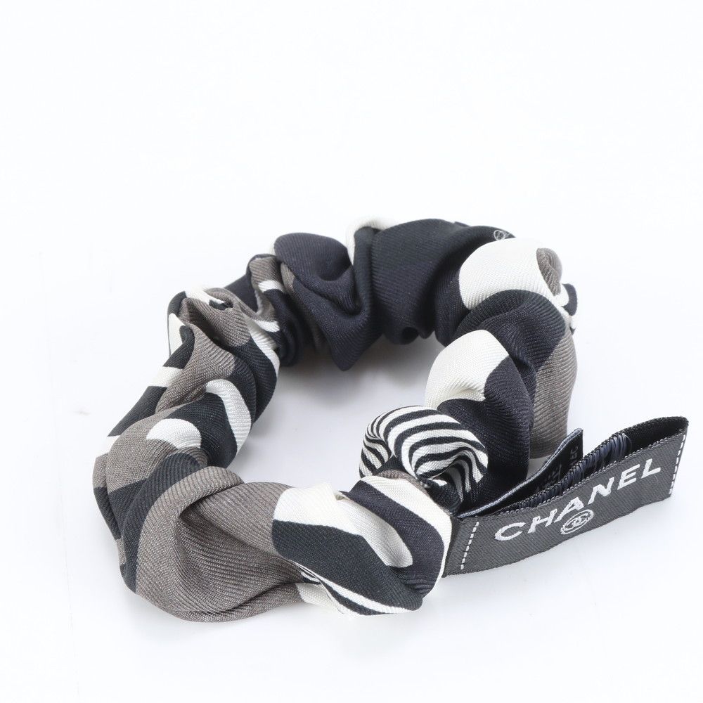 極美品 シャネル シュシュ ヘアゴム シルク 100％ 絹 ブラック ヘア