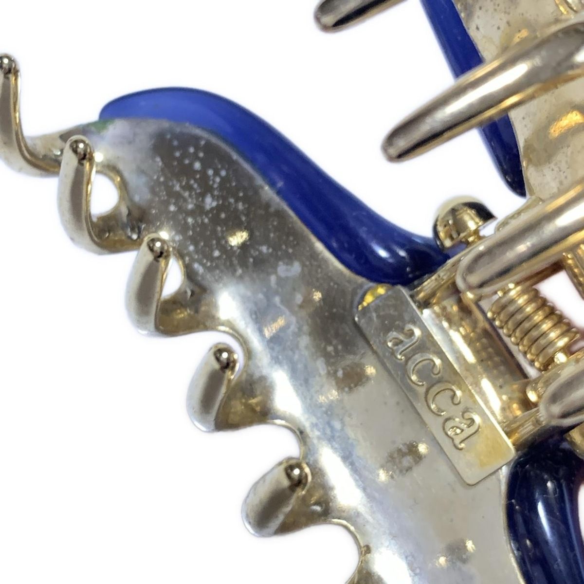 acca(アッカ) アクセサリー - ダークネイビー×ゴールド ヘアクリップ