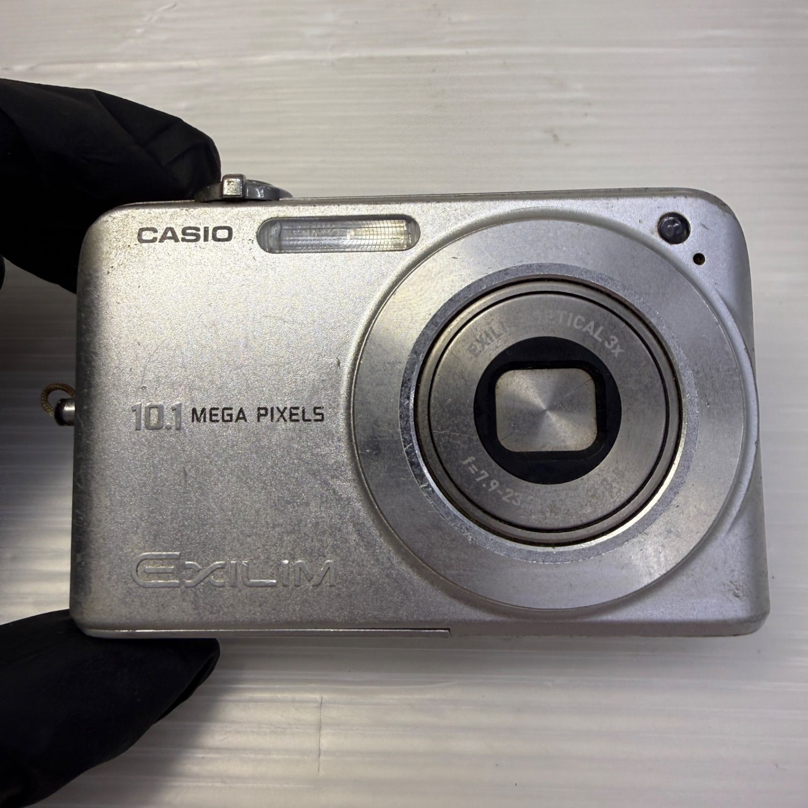 ☆CASIO カシオ☆デジタルカメラ デジカメ EX-Z1050 シルバー ジャンク