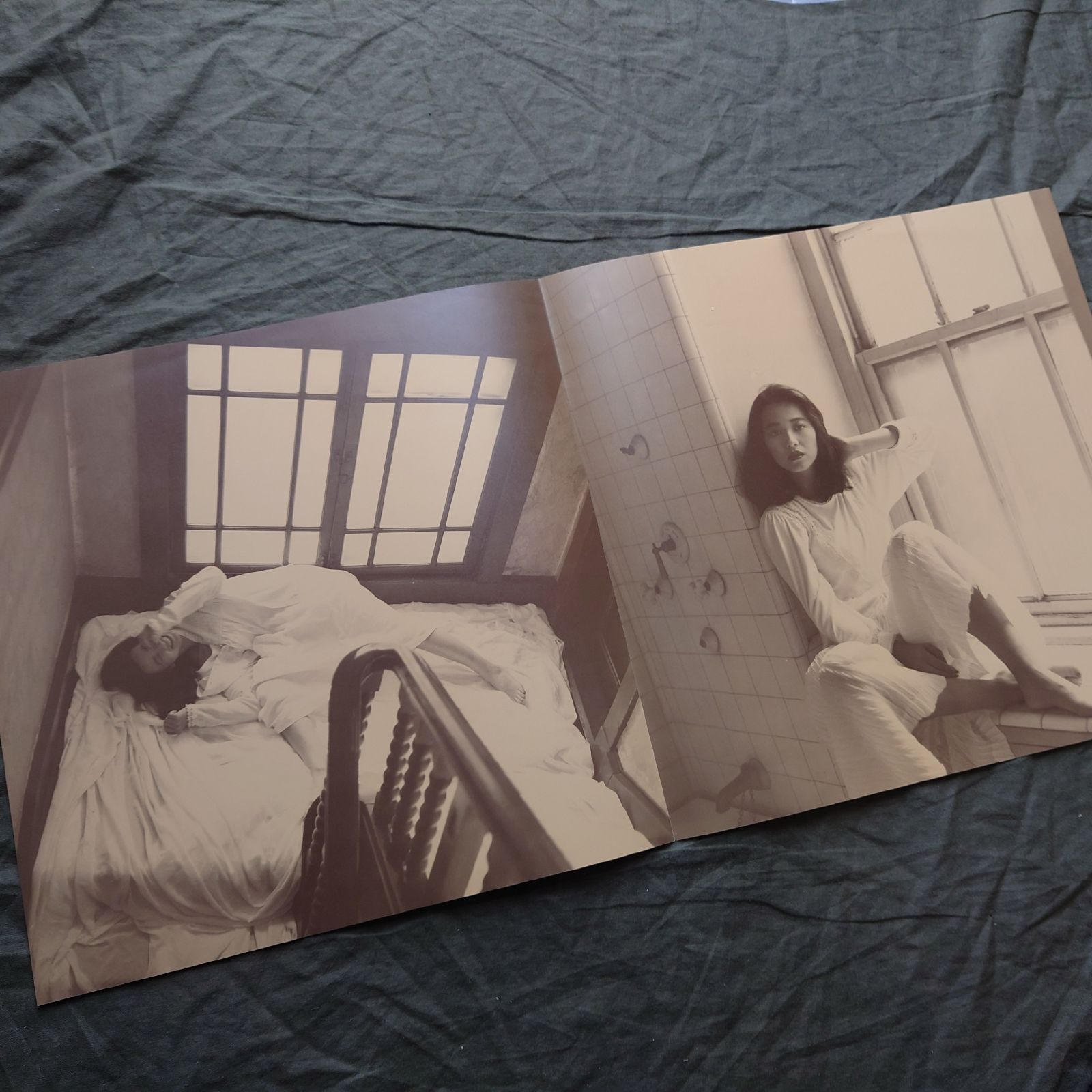 傷なし美盤 激レア 両面マト111 1988年 石川秀美 LPレコード