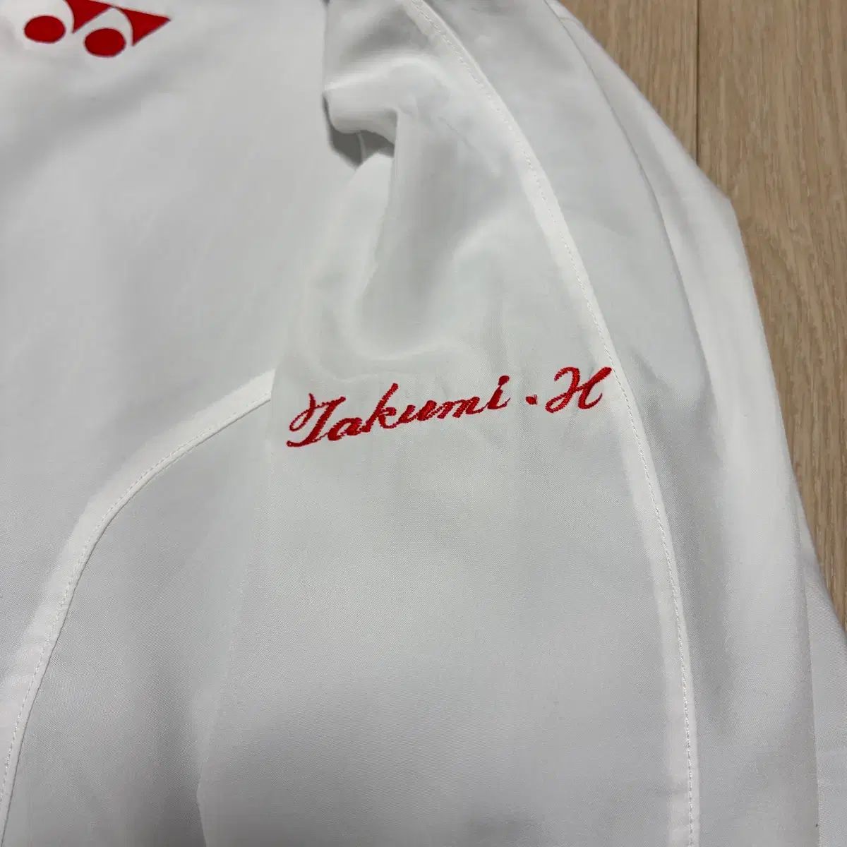 日本版) YONEX ヨネックス レッド/白 オーバーサイズ ウィンド