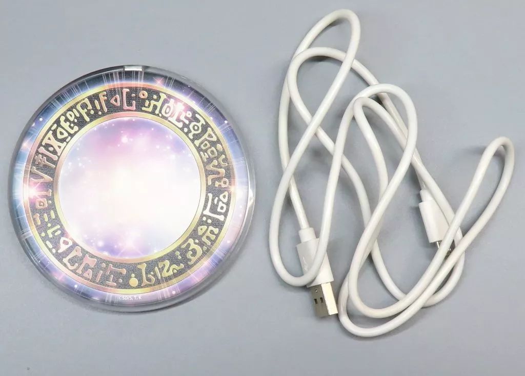 モバイル雑貨　遊戯王カードゲーム25周年 魔法陣チャージャー 中古】モバイル雑貨 遊戯王カードゲーム25周年 魔法陣チャージャー