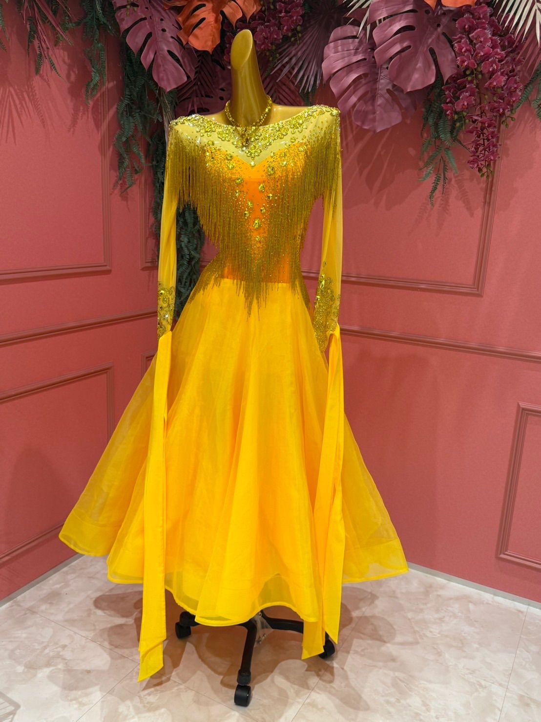 社交ダンス gentil ジャンティ イエロー サイズM スタンダードドレス