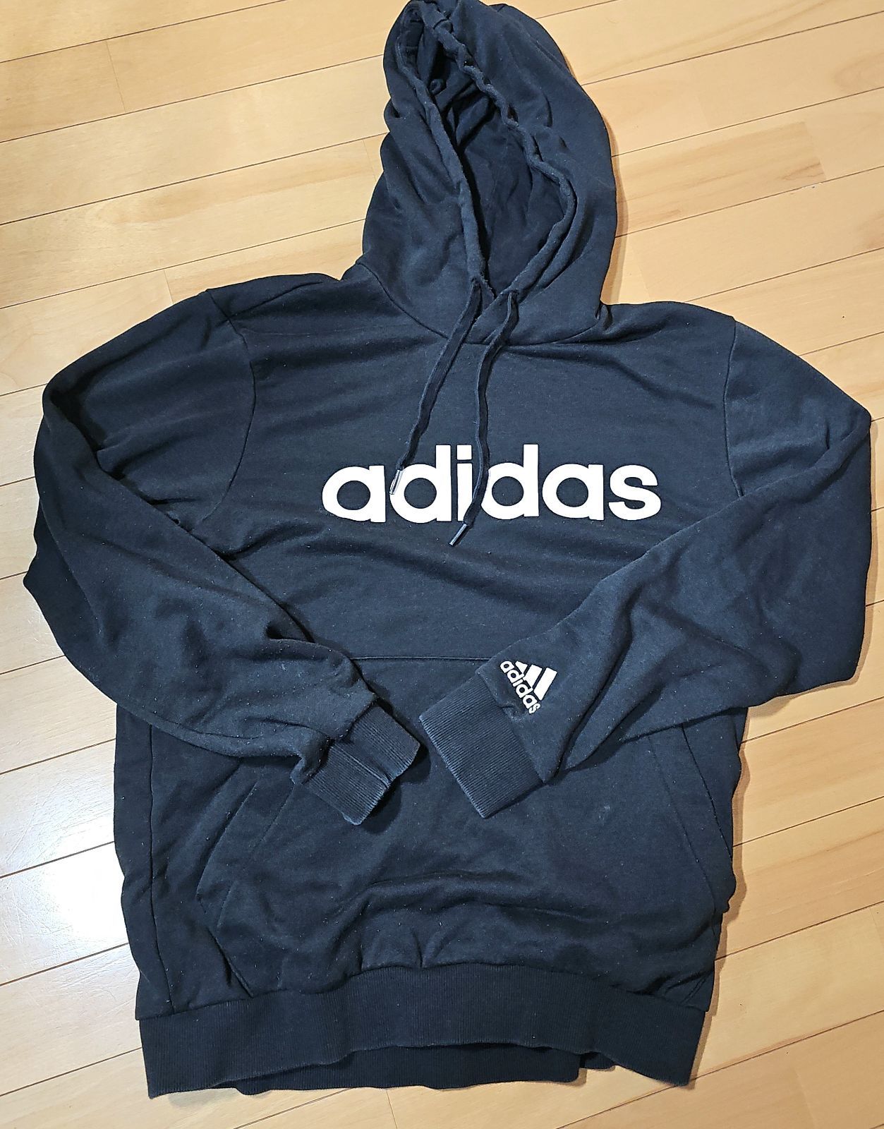アディダス!プルオーバーパーカー - メルカリ