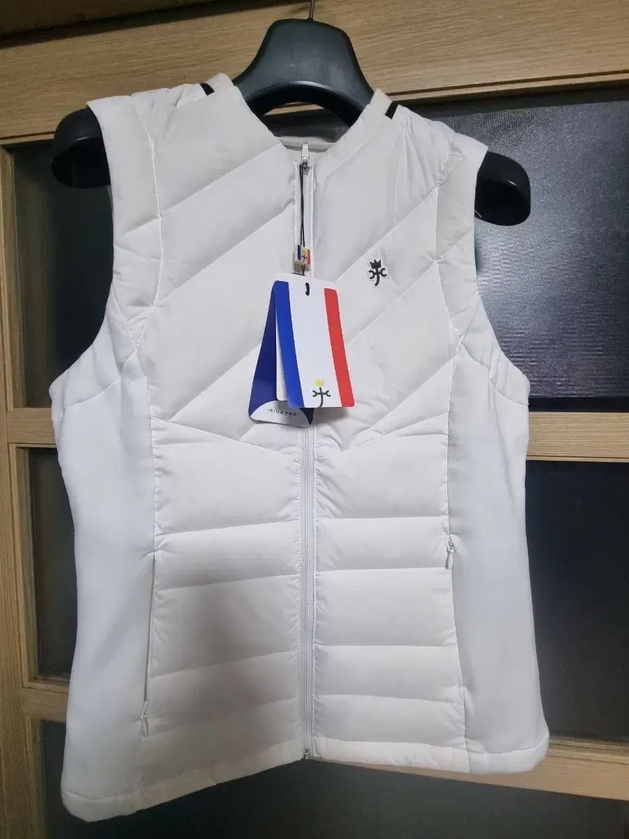 CASTELBAJAC カステルバジャック ゴルフ ダウン ベスト 90 - メルカリ