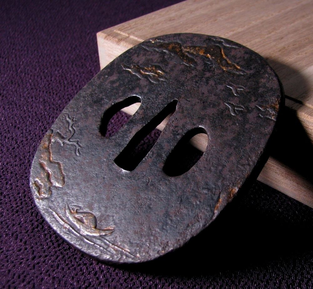 鉄製 鍔　若芝 時代武具 鉄地大鍔 若芝系統 幅：8.38cm 江戸時代/26a058 - メルカリ