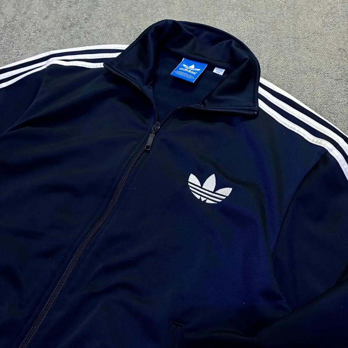アディダス ネイビー ジャージ L - メルカリ