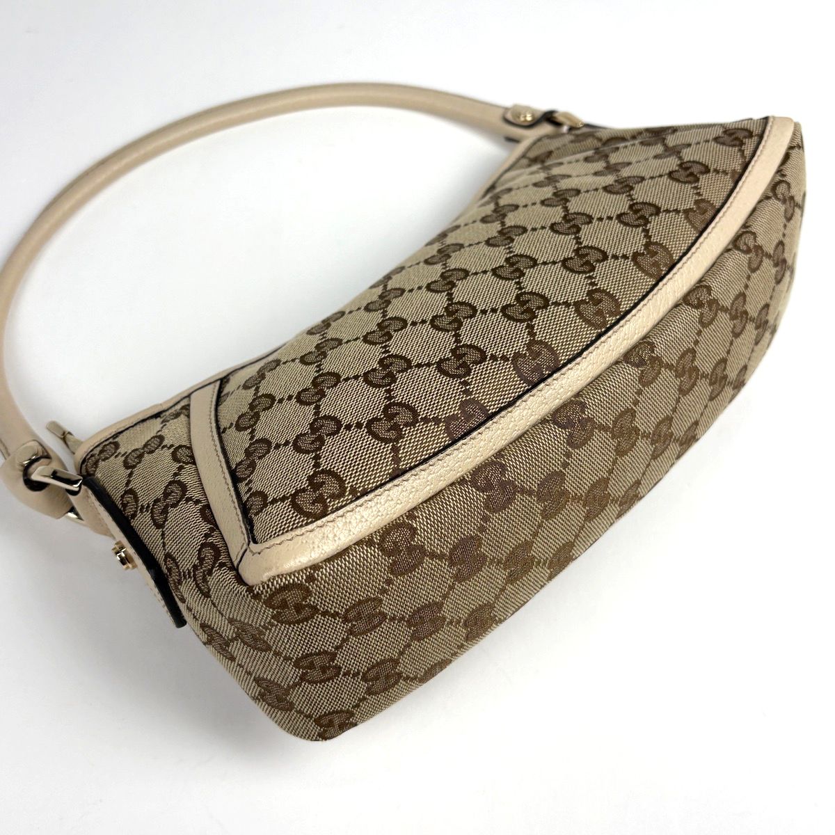 グッチ GUCCI GG柄 ショルダーバッグ ワンショルダー 肩掛け アビー