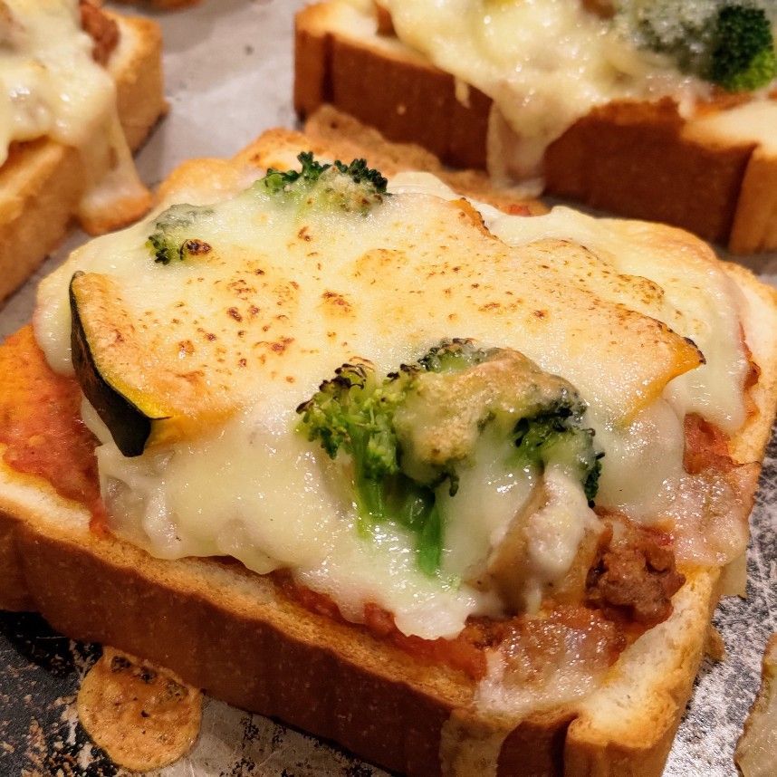 国産小麦&自家培養酵母パン詰め合わせ - メルカリ