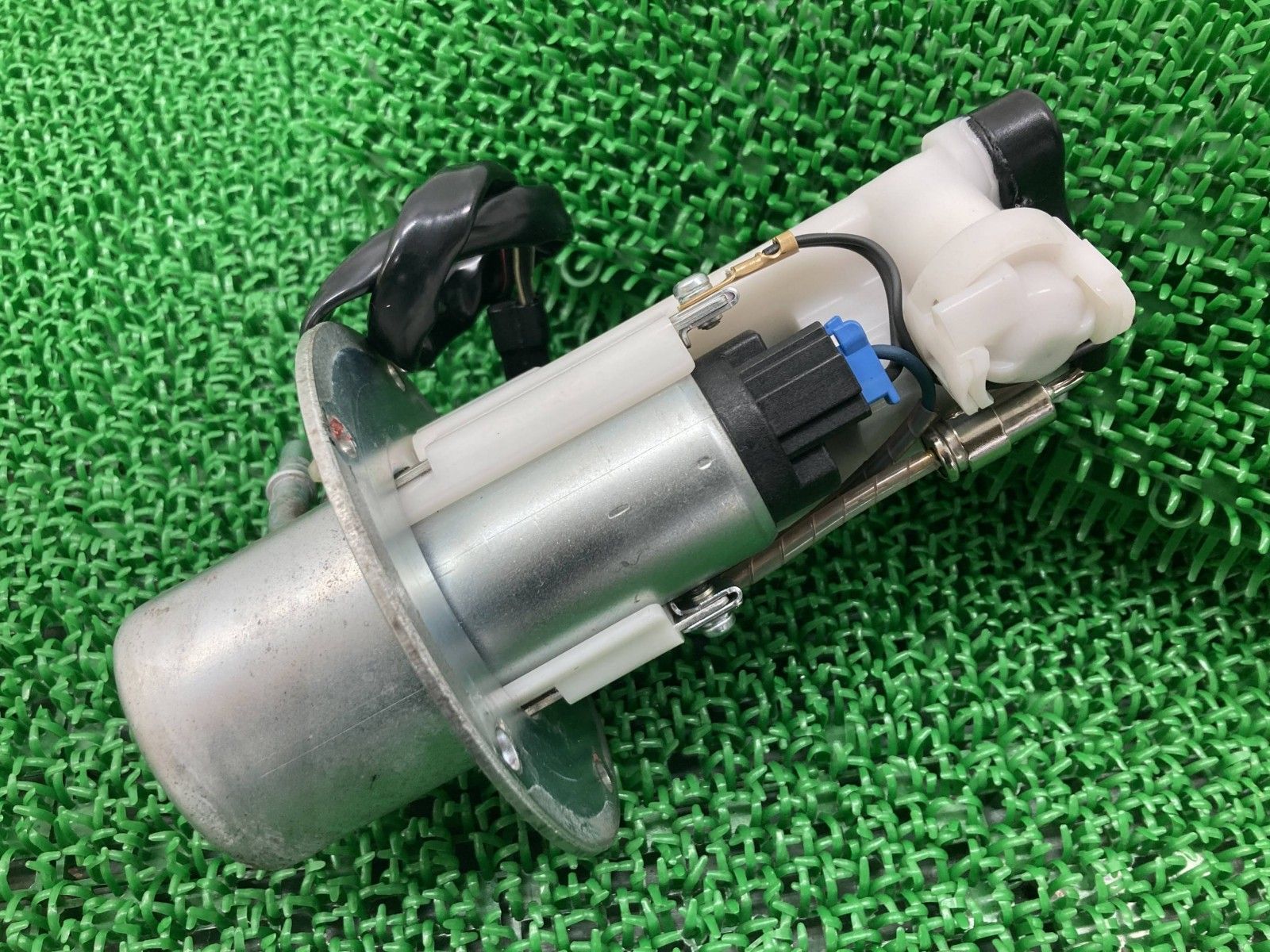 ZZ-R1400 フューエルポンプ 49040-0014 カワサキ 純正 中古 バイク