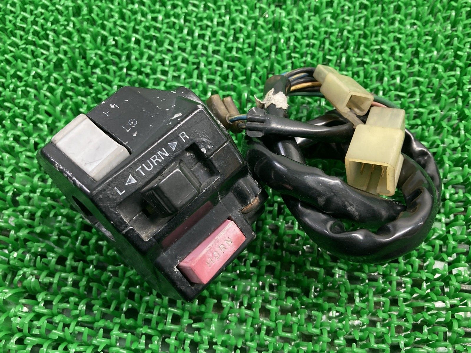 FZX750 ハンドルスイッチ 左 YHA229 ヤマハ 純正 中古 バイク 部品 2AK