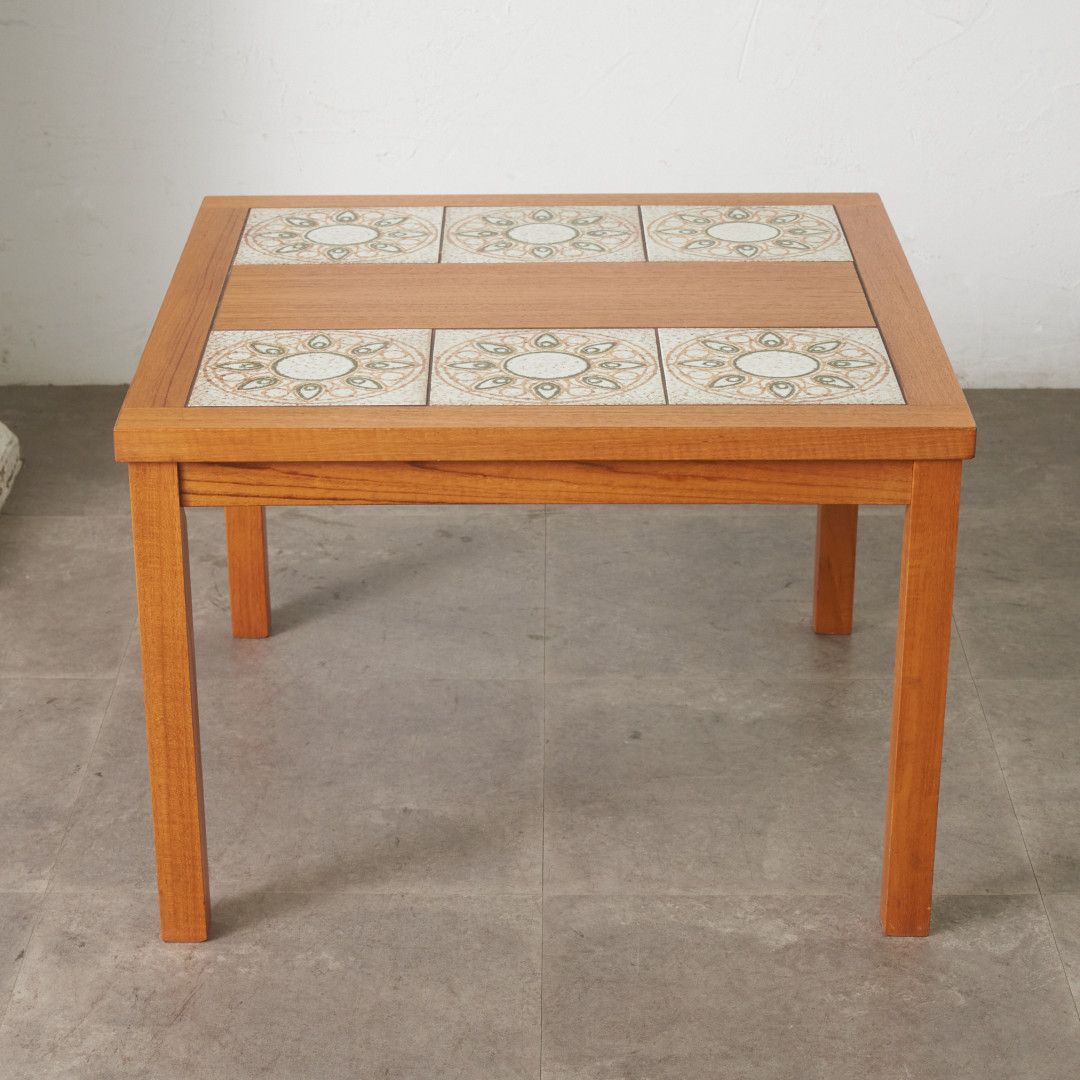 英国 ヴィンテージ タイルトップ コーヒーテーブル チーク 木製 ミッド