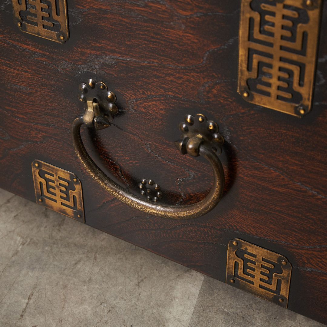 李朝家具 無垢材 古鉄金具 半閉櫃 バンダジ 半閉じ箱 時代物 朝鮮 収納