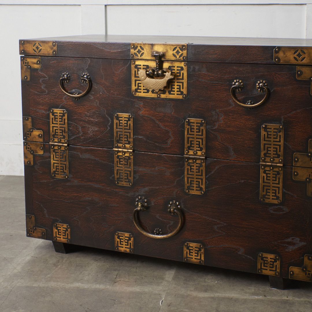 李朝家具 網代細工 アジロ 真鍮金具 収納家具 古家具 韓国骨董 ヴィンテージ 李朝家具 無垢材 古鉄金具 半閉櫃 バンダジ 半閉じ箱 時代物 朝鮮 収納