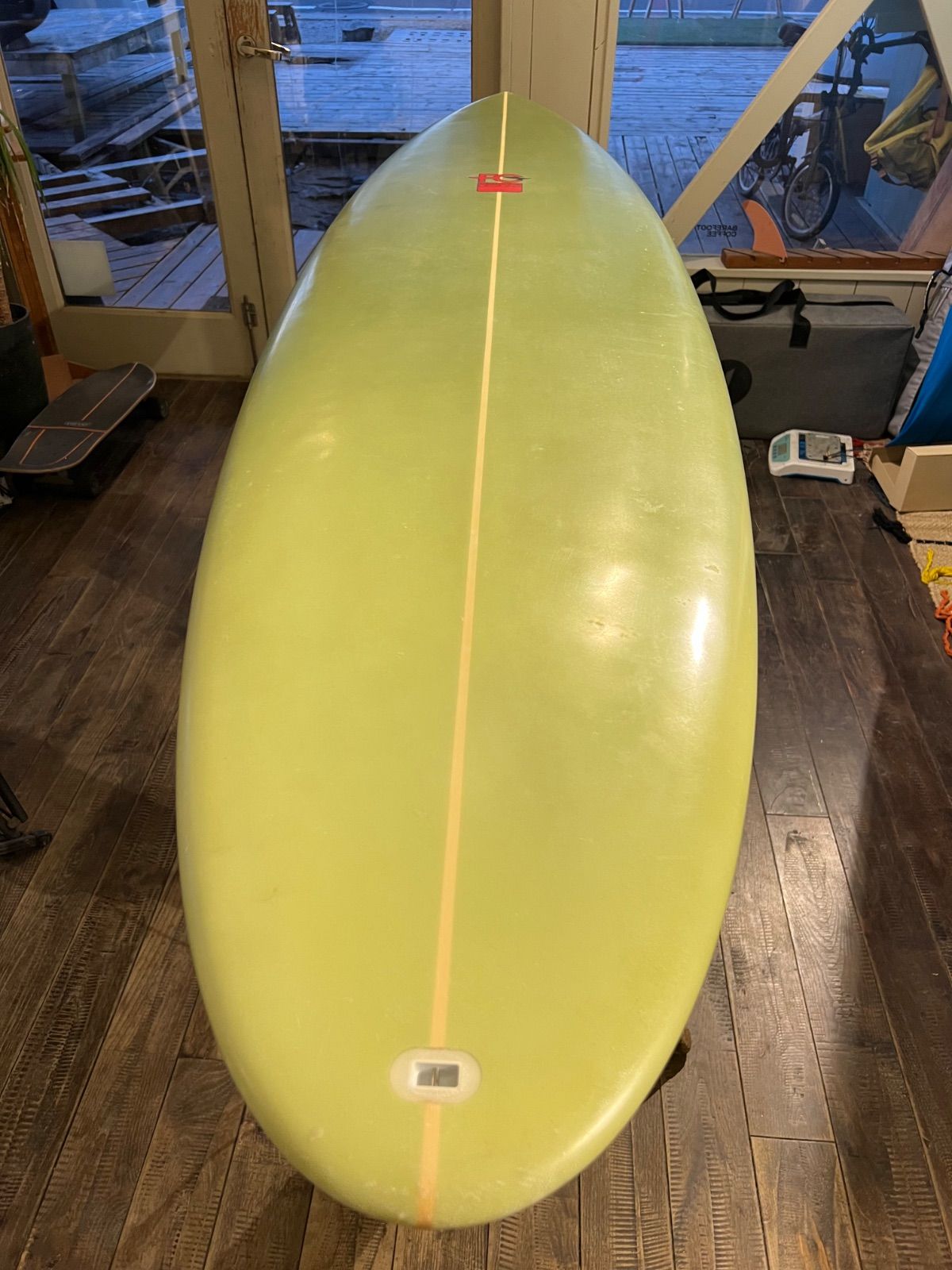 FCD SURF BOARDS HUEVO RANCHERO 6`10 x 20 7/8 x 2 11/16 @42.5L
