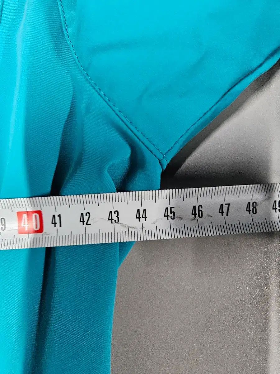 起毛 ウィンドブレーカー