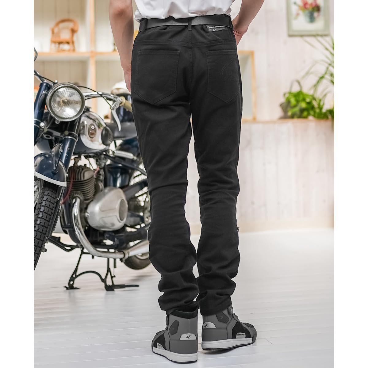 新品 コミネ(KOMINE) 2025モデル バイク用 07-7495 WJ-7495R エニグマライトプロテクトフィットジーンズ Cotton Black 5XLB/46