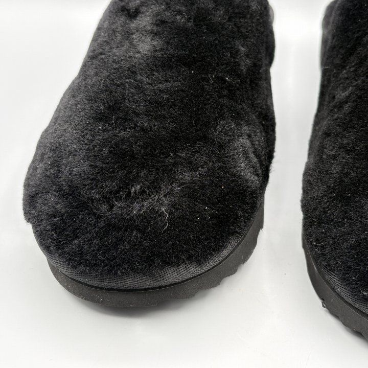 UGG ブラック サンダル　モコモコ　厚底 アグ UGG レディース サンダル ファンケット 1113474 ムートンサンダル