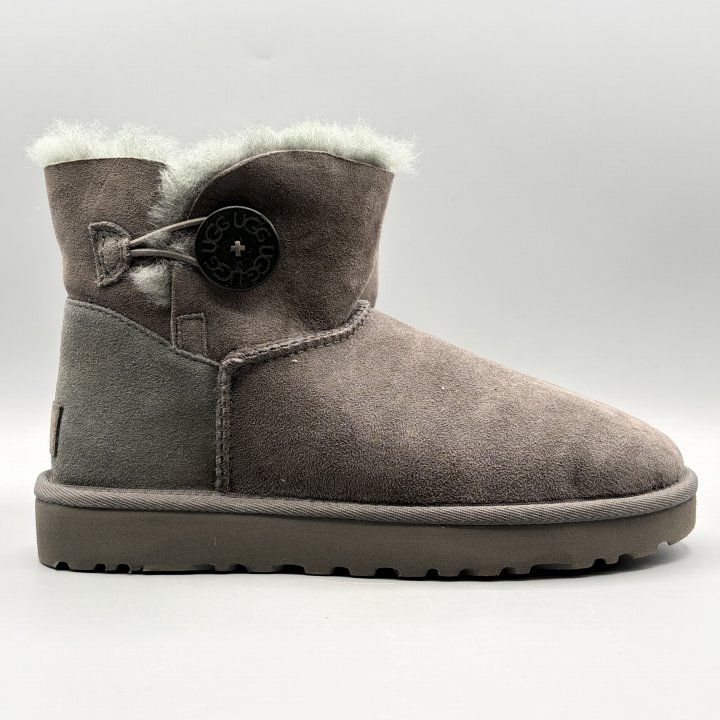 UGG ムートンブーツ グレー USA5/JP22cm ミニベイリーボタンII