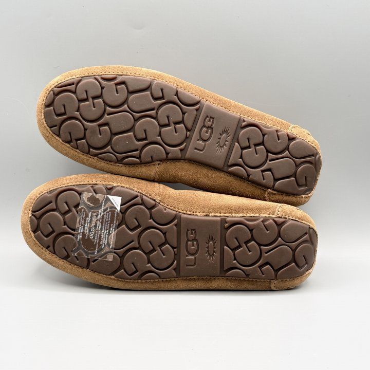 UGG モカシンスリッポン ムートンシューズ チェスナット USA7/JP24cm