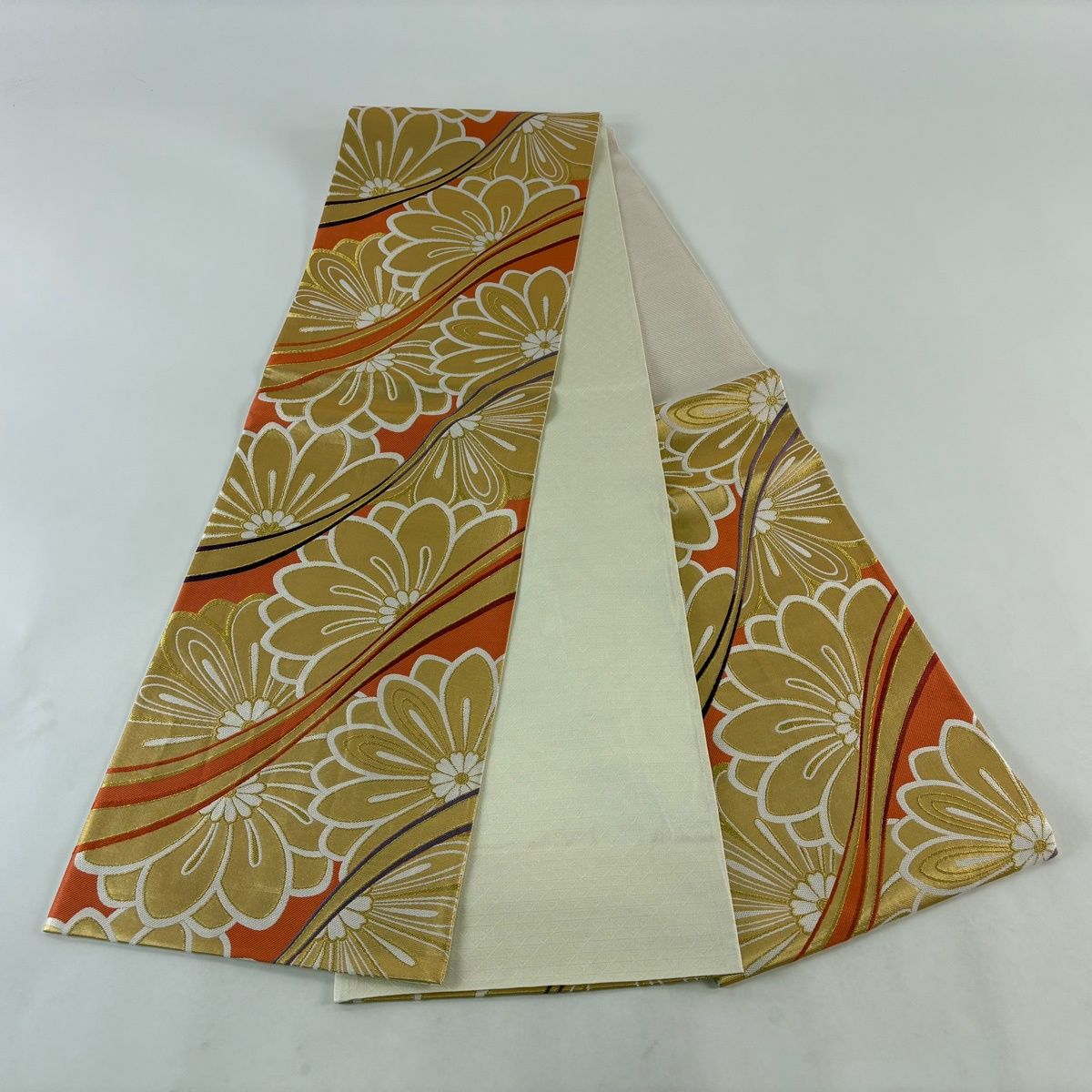 袋帯 秀品 草花 幾何学模様 朱色 六通 正絹 【中古】 - メルカリ