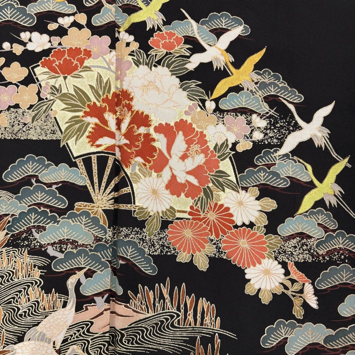 黒留袖 身丈156cm 裄丈63.5cm S 袷 扇 松梅 金糸 金彩 黒 正絹 優品