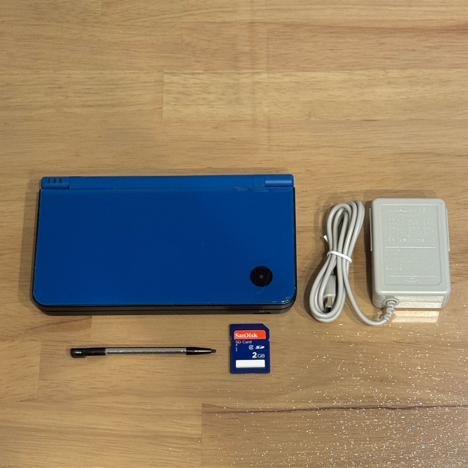 1 124 ニンテンドーDSi LL ブルー