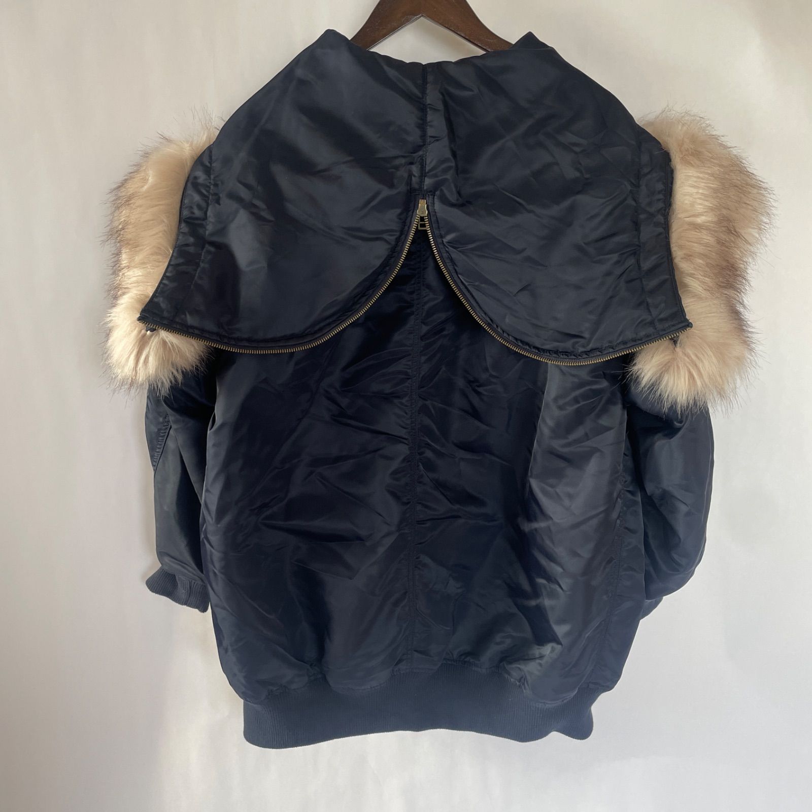 メルカリ便送料込♪N2-Bボア付きクロゼットフードベスト 美品】アーリーバイダブルクローゼット フライトジャケット ファー