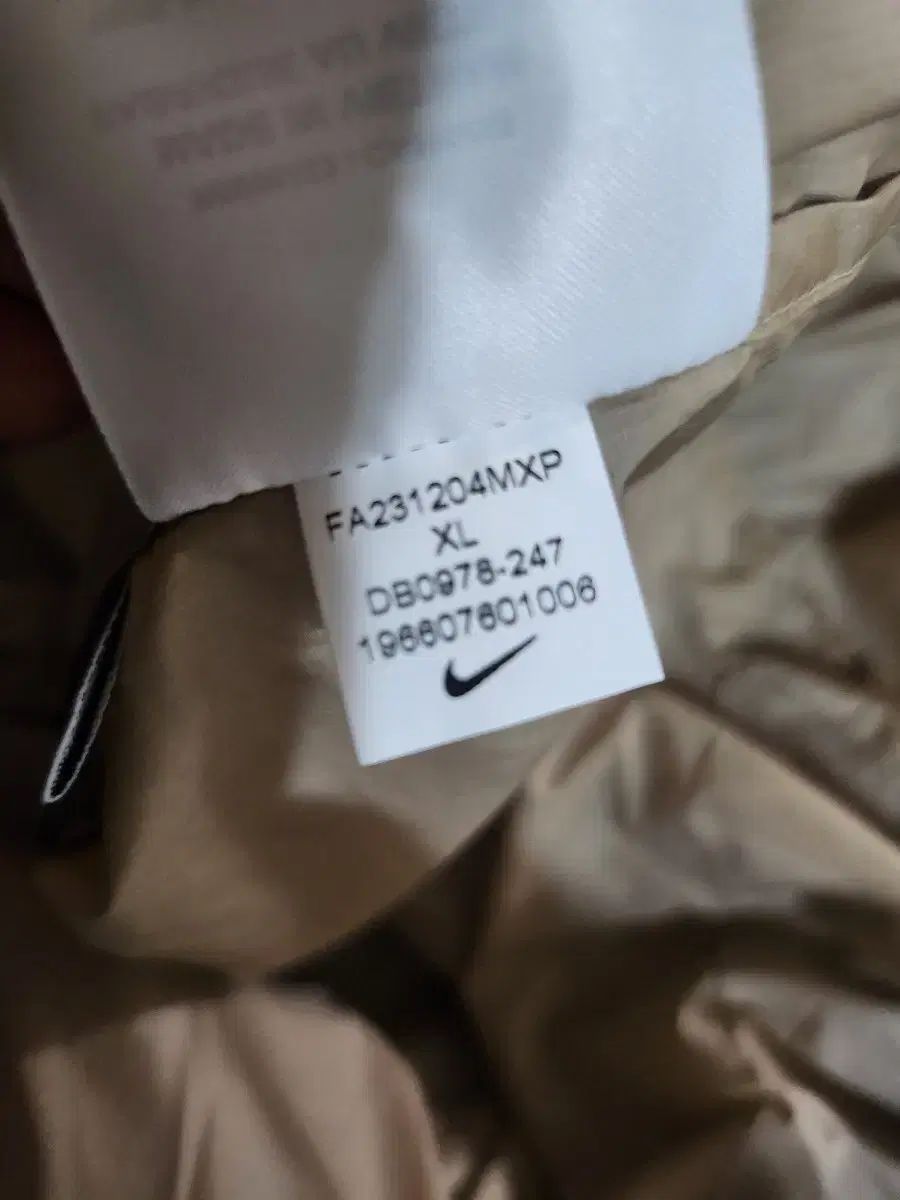 ナイキ ACG WIND AND WISH Proof ジャケット XL ♥商品