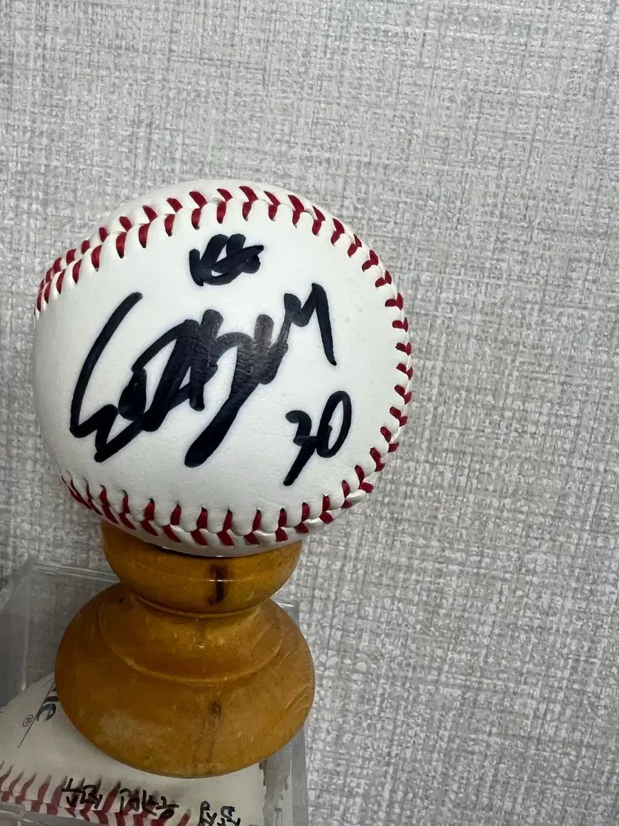 KTウィズ ソ・ヒョンジュン サインボール - メルカリ