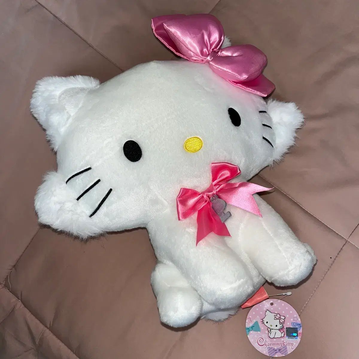 チャーミーキティぬいぐるみ ピンクリボン 約15cm ハローキティ ぬいぐるみ ピンク リボン チャーミーキティ - メルカリ