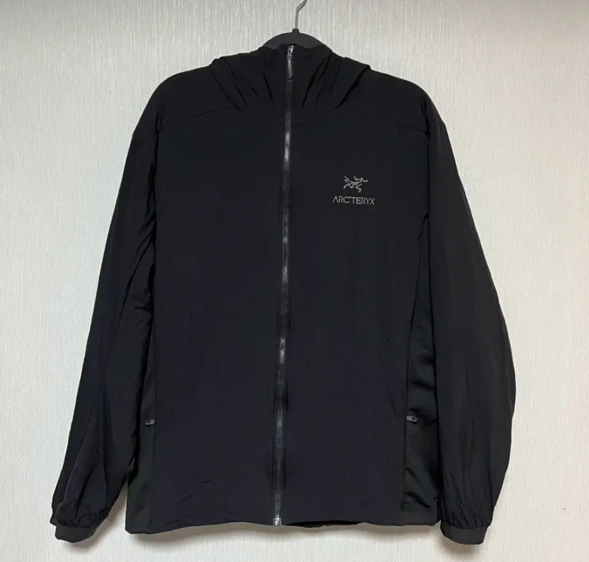 M ARC TERYX アークテリクス Atom アトム フーディ lt ブラック