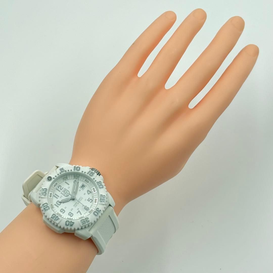 美品 ルミノックス 3950 腕時計 ホワイトアウト ネイビーシールズ 